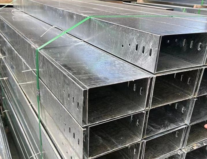 一体成型槽式电缆桥架